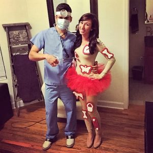 The Operation Board Game Patient and Surgeon Halloween Costume #halloween #halloweencostume #halloweencouplecostume #couplecostume #diycostume #diyhalloween #diyhalloweencostume #KAinspired www.kainspired.com 